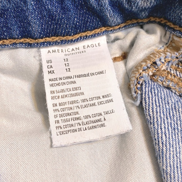 SOLD :: AE Distressed Denim Mom Shorts - Picture 5 of 7